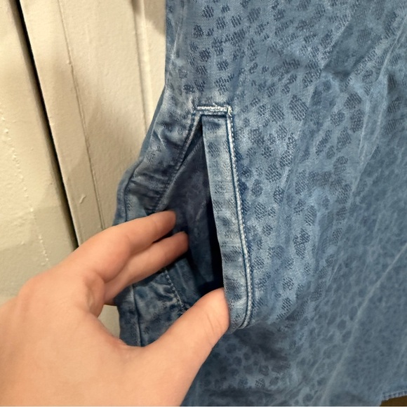 Cloth & Stone by Anthropologie Blue Chambray Dress - Picture 4 of 8